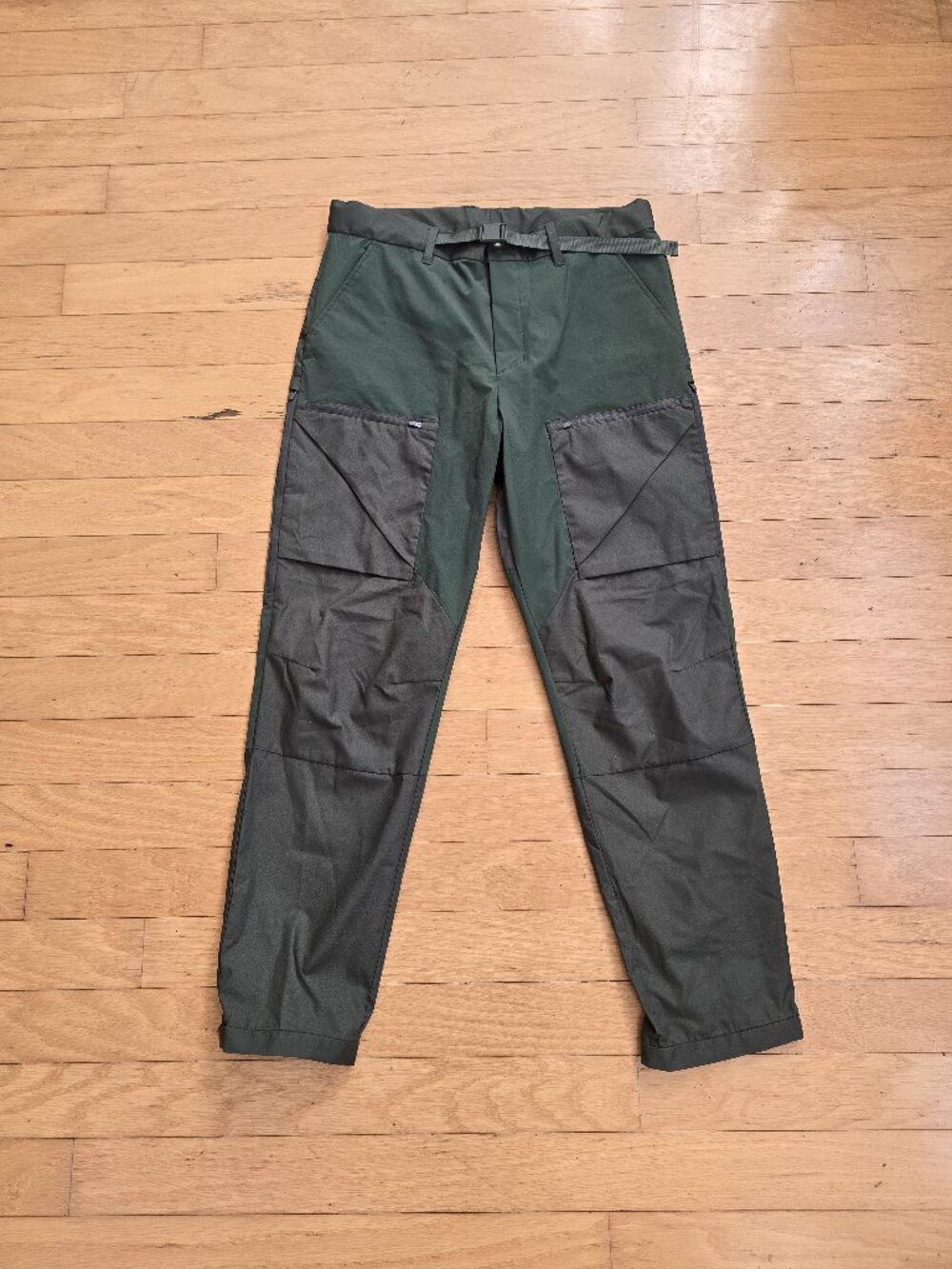 H&M Move Medium Green Outdoor Cargo Belted Adjustable Ankle Hiking Pants MENS M